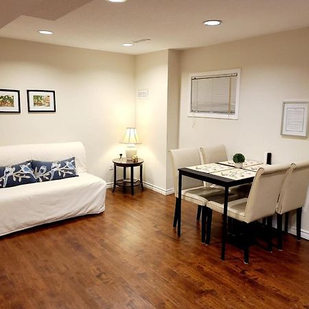Spacious And Bright Unit With Natural Light. Pickering Exterior foto