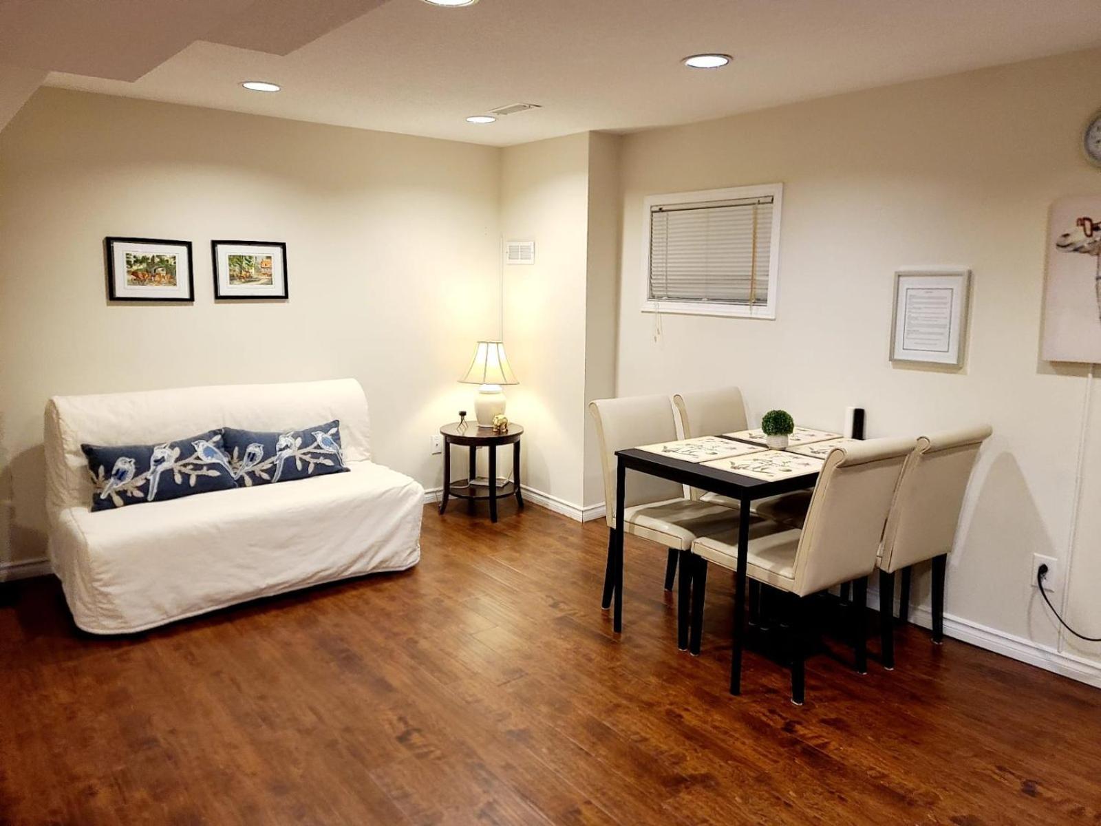 Spacious And Bright Unit With Natural Light. Pickering Exterior foto
